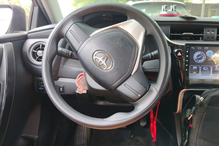 Toyota Corolla 2018 car image #24