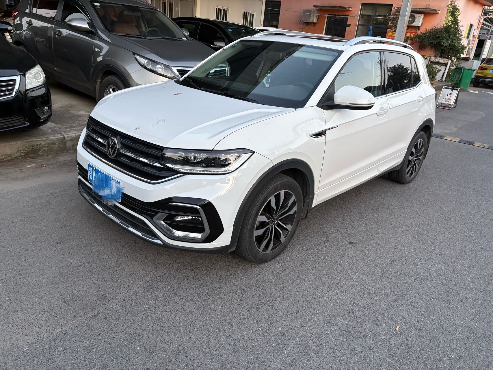2020 2020 immagine di auto
