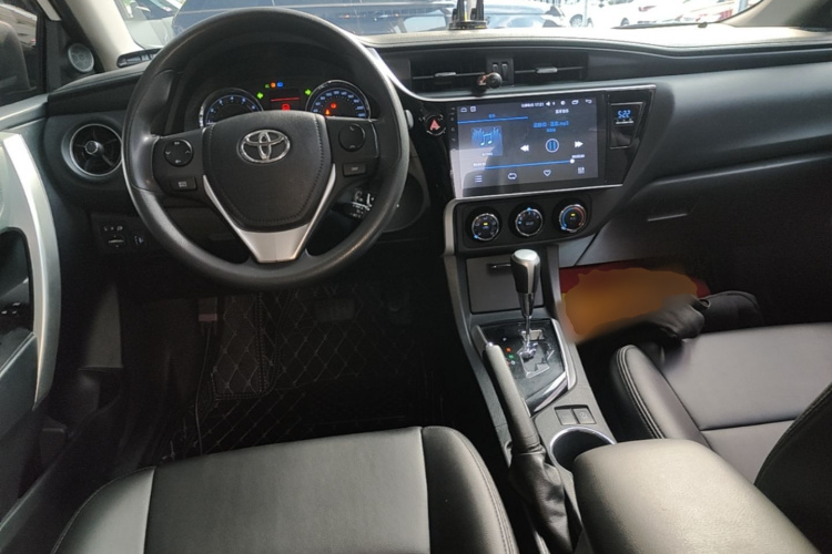Toyota Corolla 2017 #10 Toyota Corolla 2017 car image #10