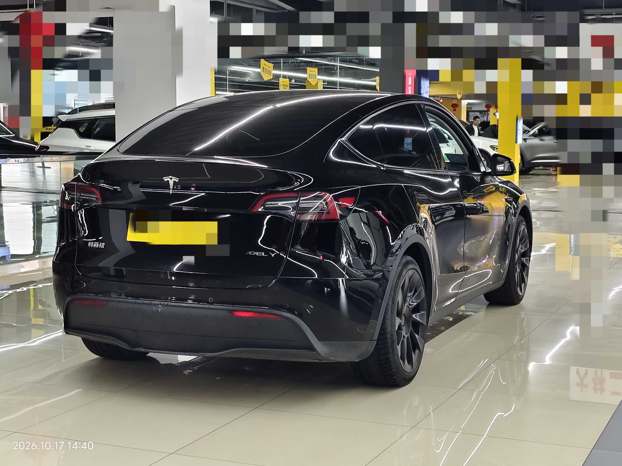 Tesla Model Y 2023 immagine di auto #2