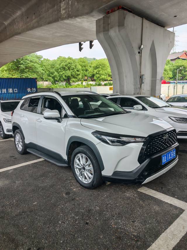 Toyota Corolla Cross 2023 car image #3