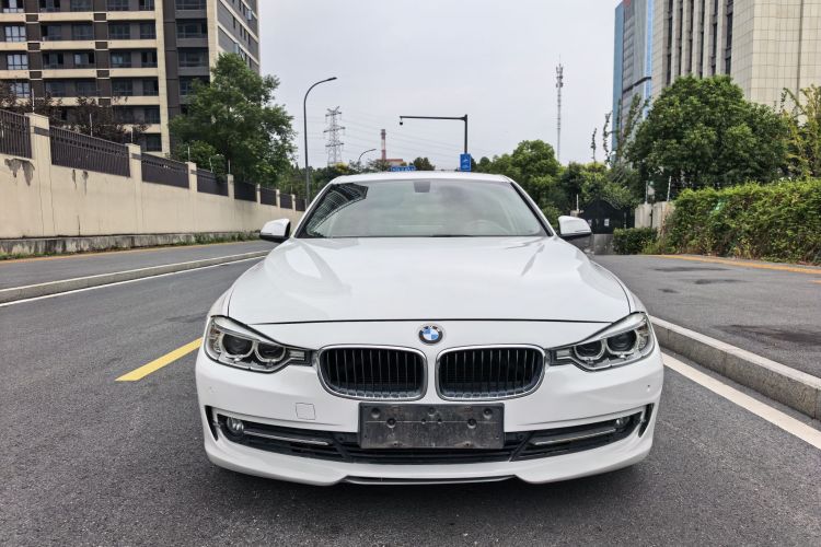 BMW 3 Series 2015 #6 BMW 3 Series 2015 car image #6