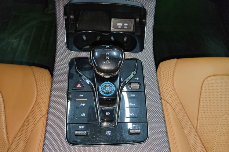BYD Han 2023 #14 BYD Han 2023 car image #14