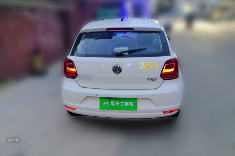 Volkswagen Polo 2015 car image #6