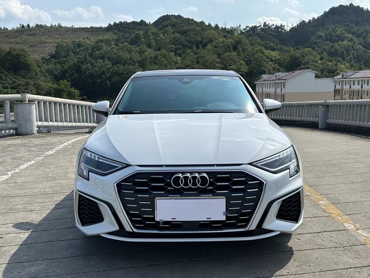 2022 image de voiture #2