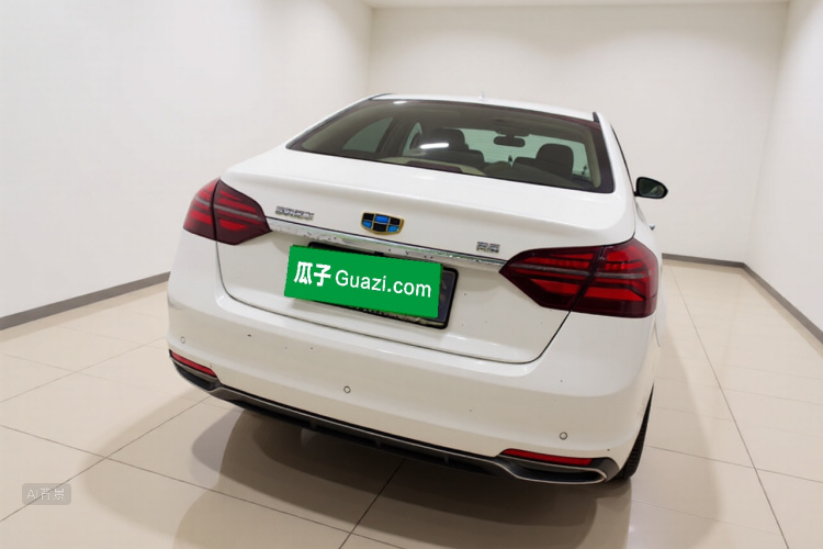 GEELY Emgrand 2018 car image #6