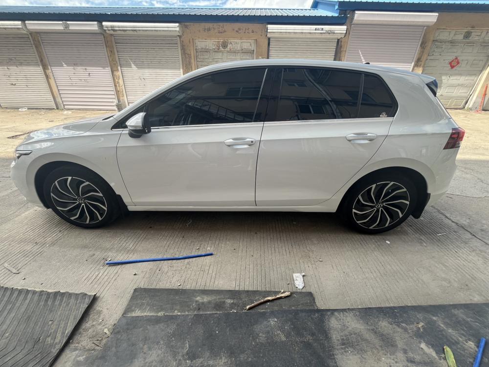 Volkswagen Golf 2023 صورة سيارة #4