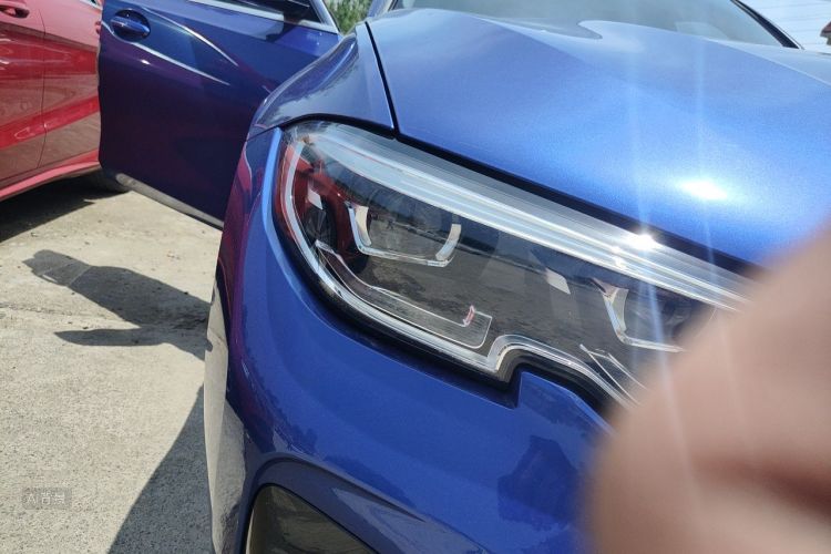 BMW 3 Series 2020 car image #8