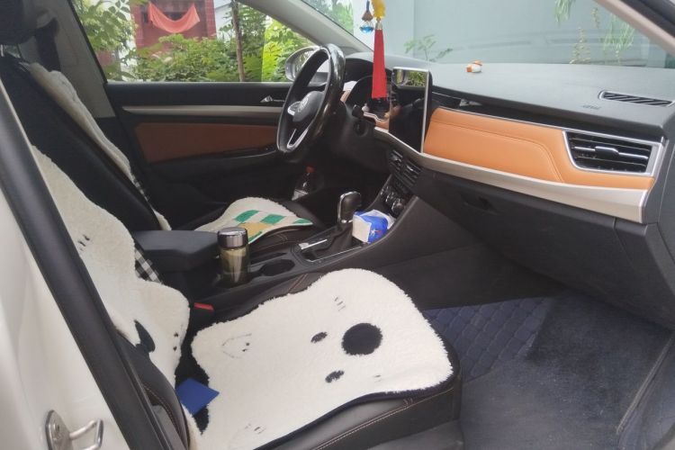 Volkswagen Bora 2023 car image #23