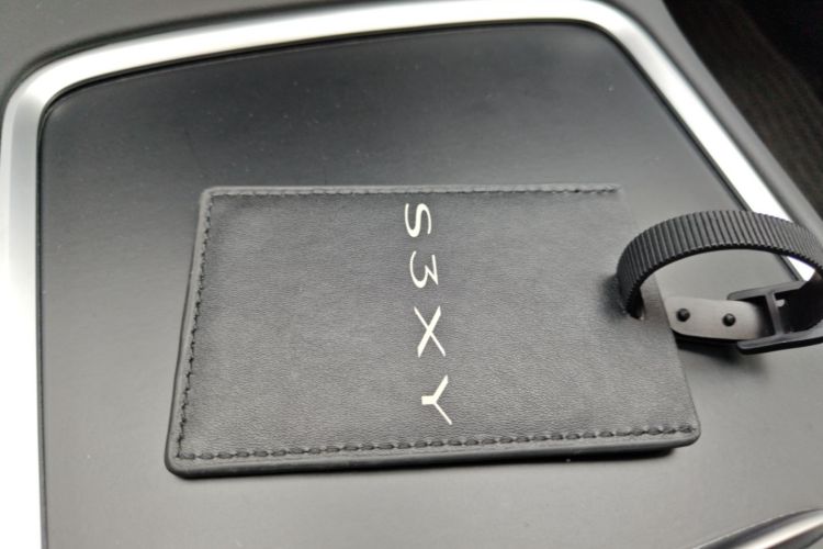 Tesla Model 3 2023 car image #9
