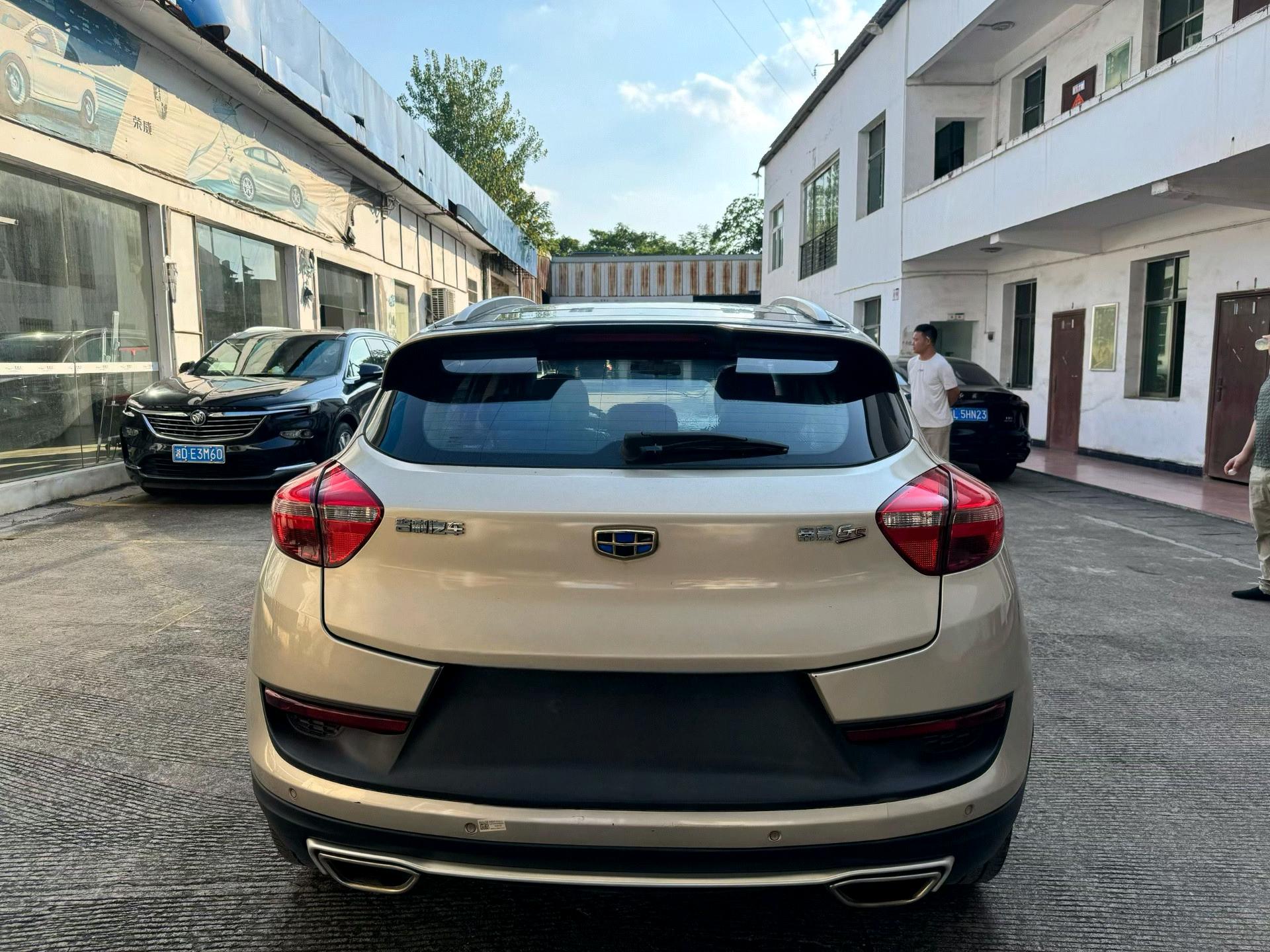 GEELY Emgrand GS 2017 #8 GEELY Emgrand GS 2017 car image #8