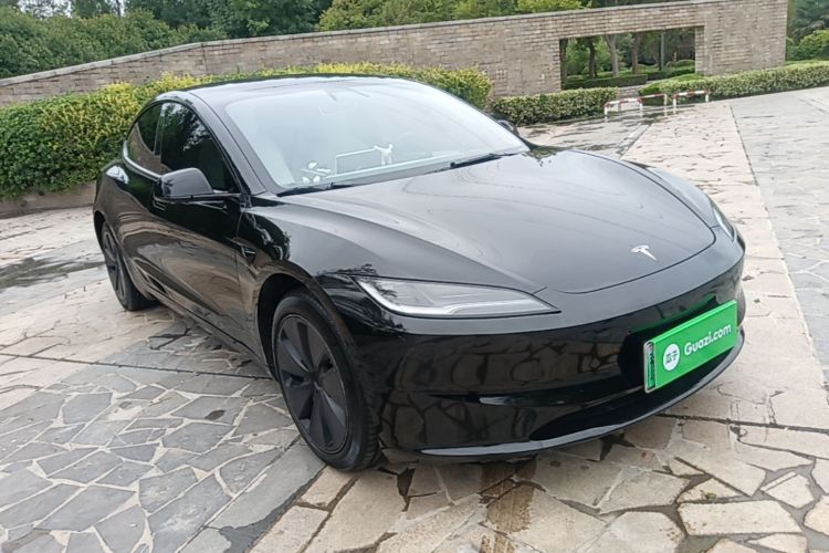 Tesla Model 3 2023 #4 Tesla Model 3 2023 car image #4