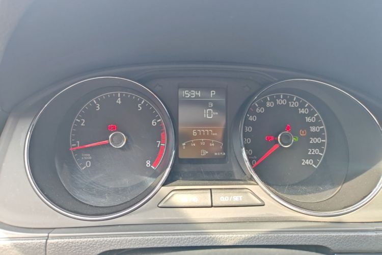 Volkswagen Lavida 2020 car image #16