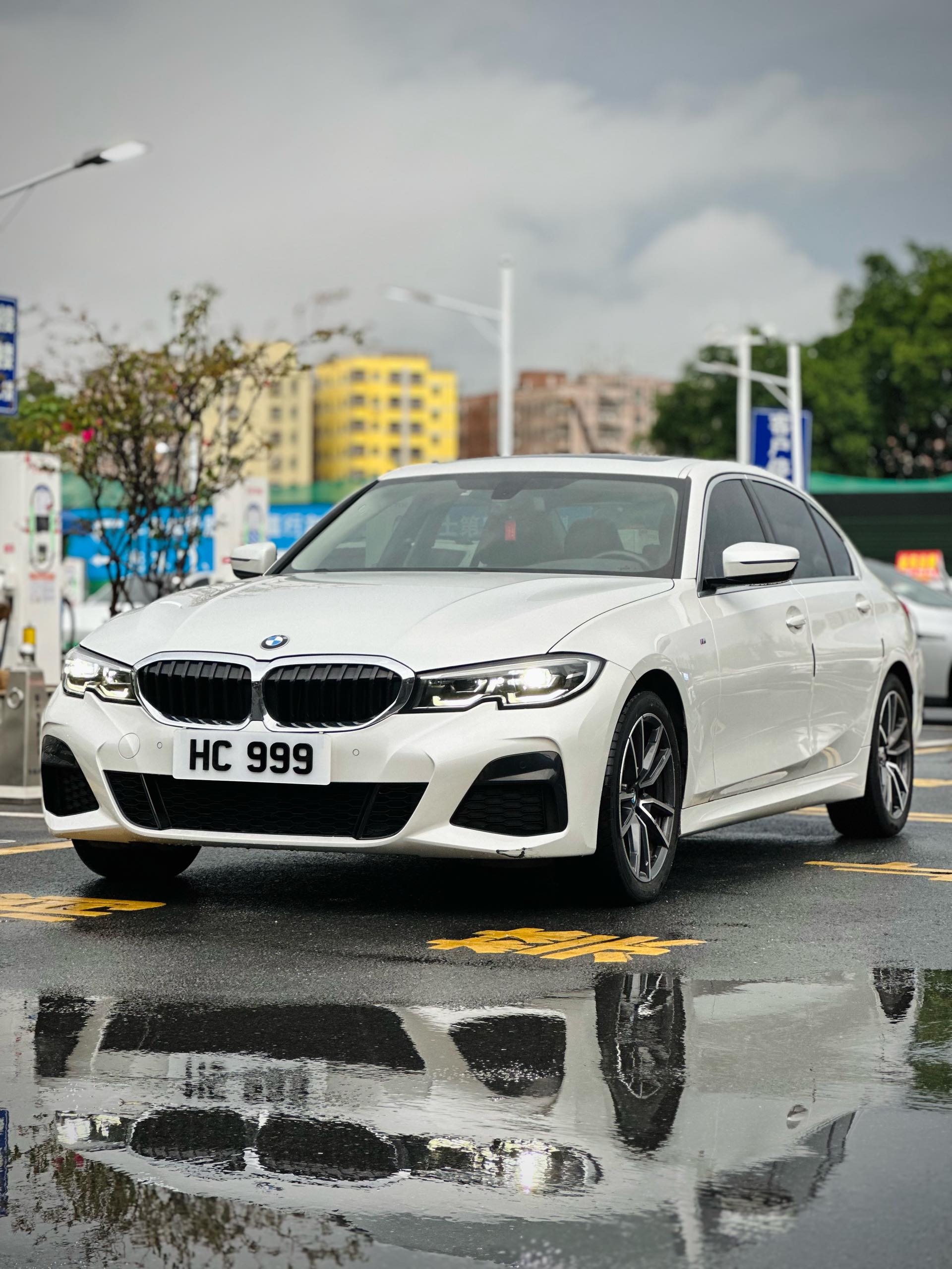 BMW 3 Series 2021 car image 