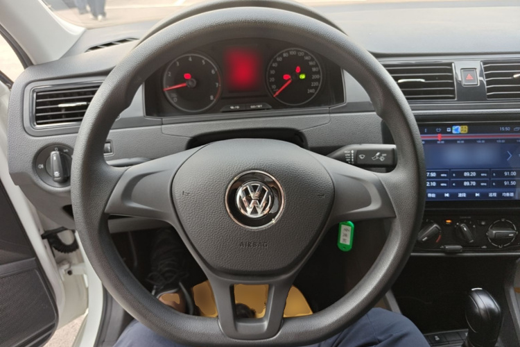 Volkswagen Santana 2019 car image #15