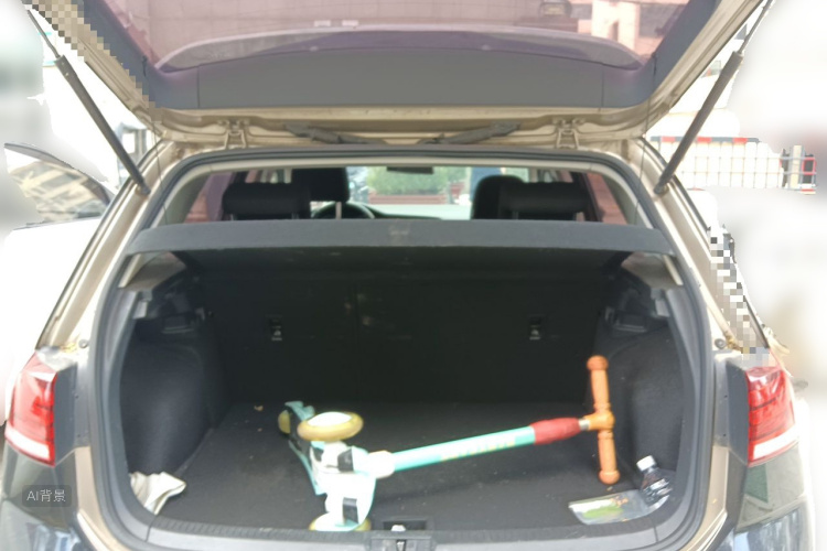 Volkswagen Golf 2020 car image #21