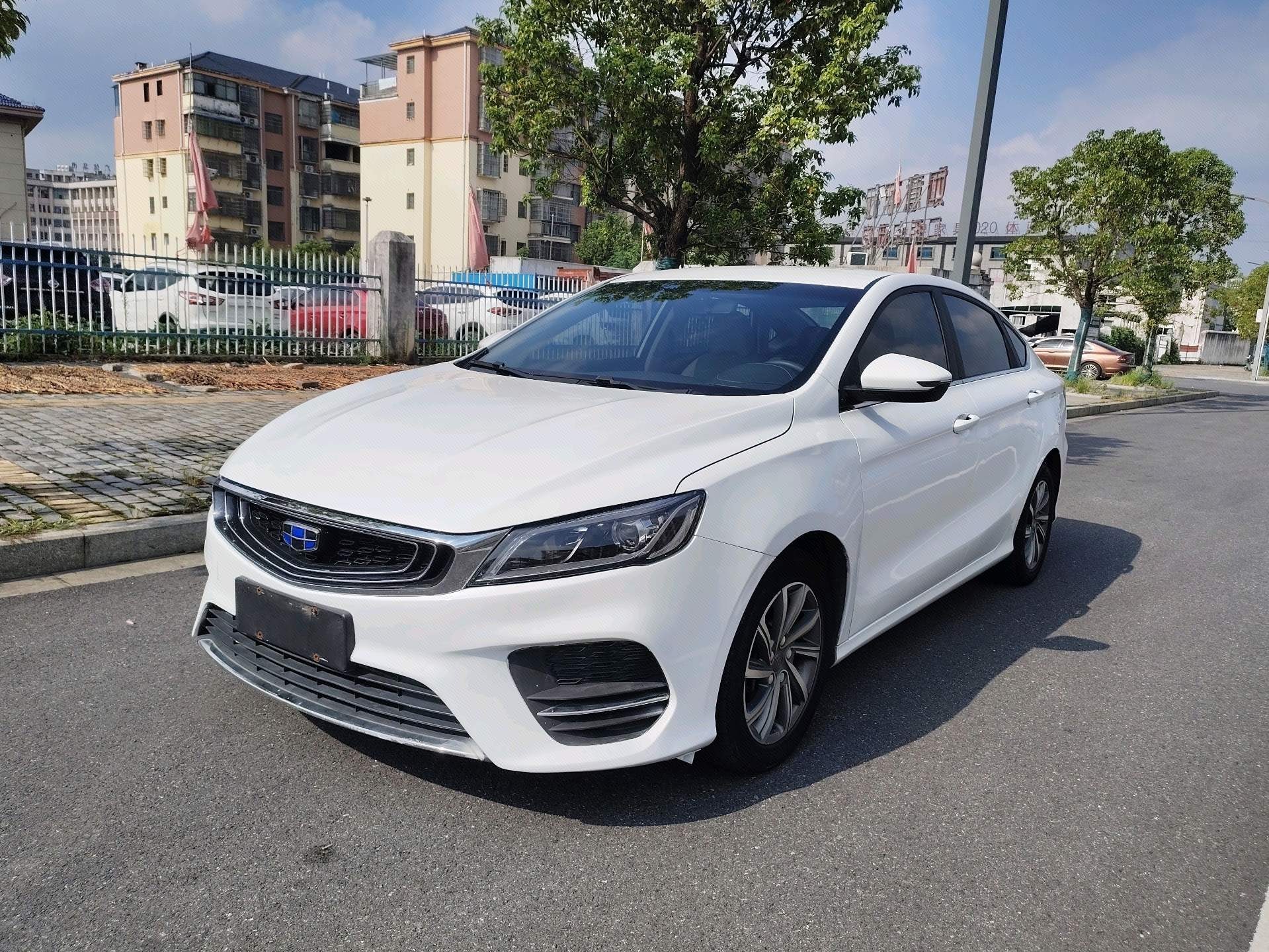 GEELY Binray 2018 GEELY Binray 2018 immagine di auto