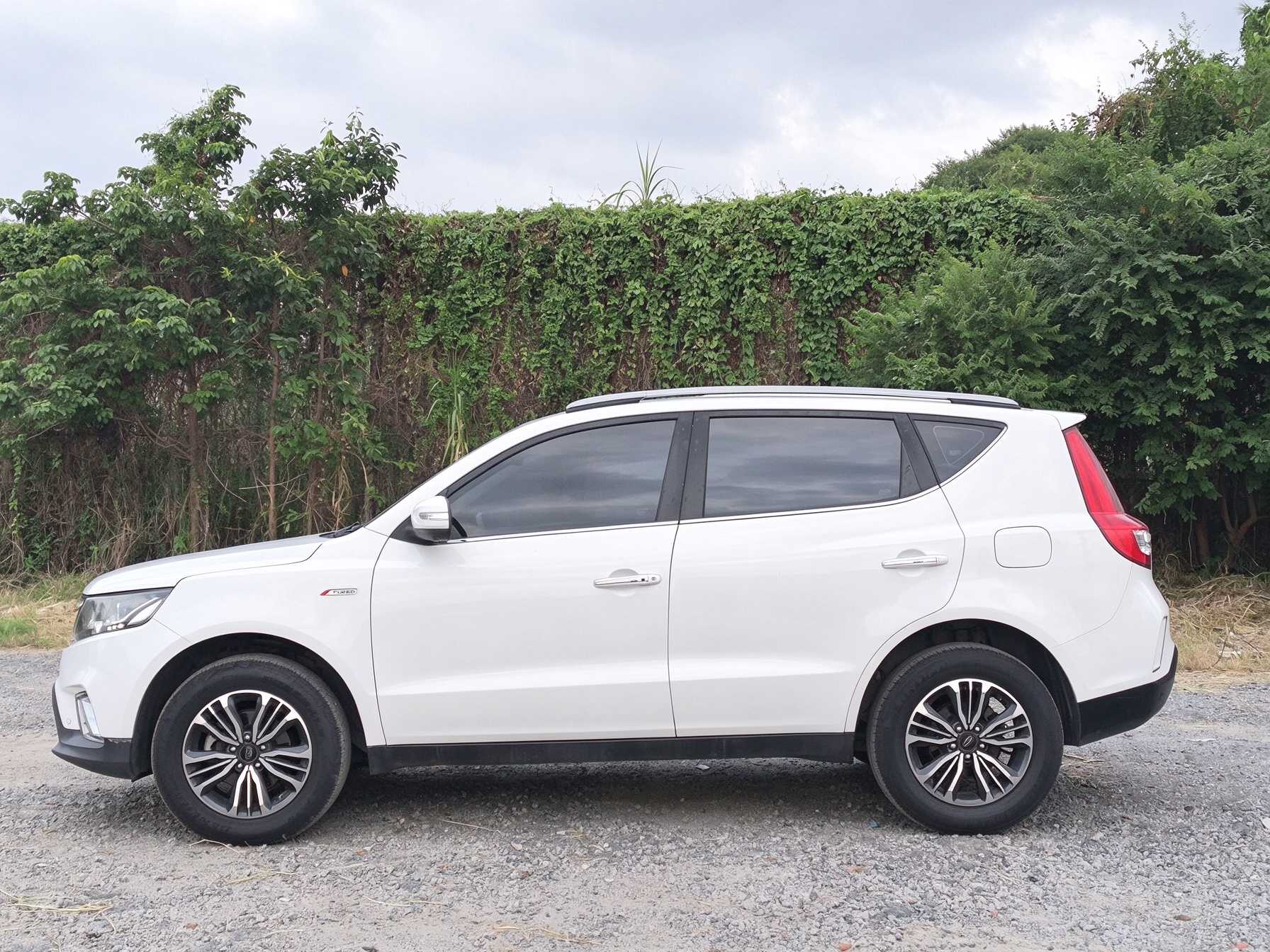 GEELY Vision X6 2016 #3 GEELY Vision X6 2016 car image #3