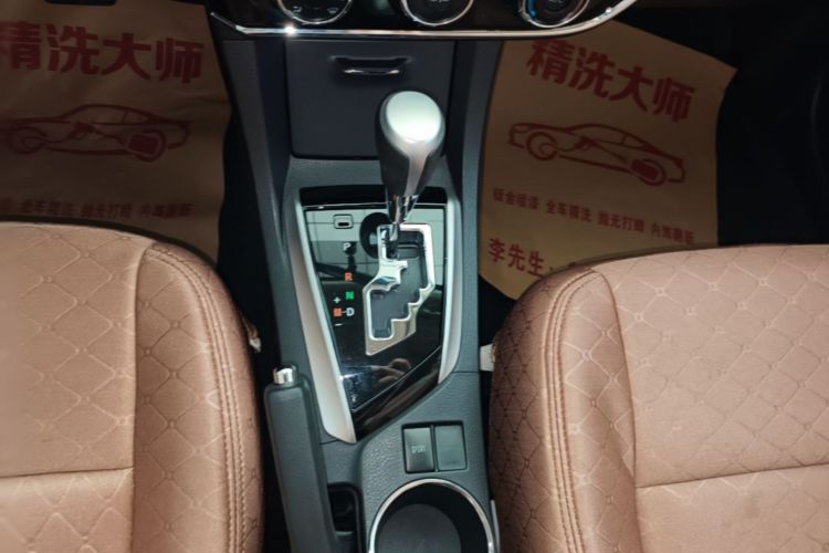 Toyota Corolla 2018 car image #14