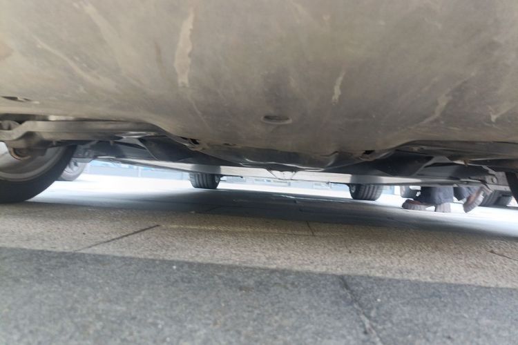 Tesla Model 3 2023 car image #25