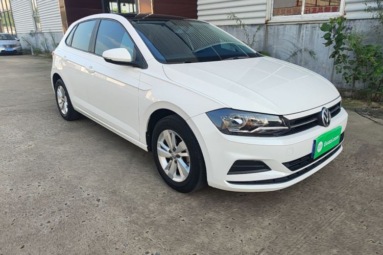 Volkswagen Polo 2020 car image #6