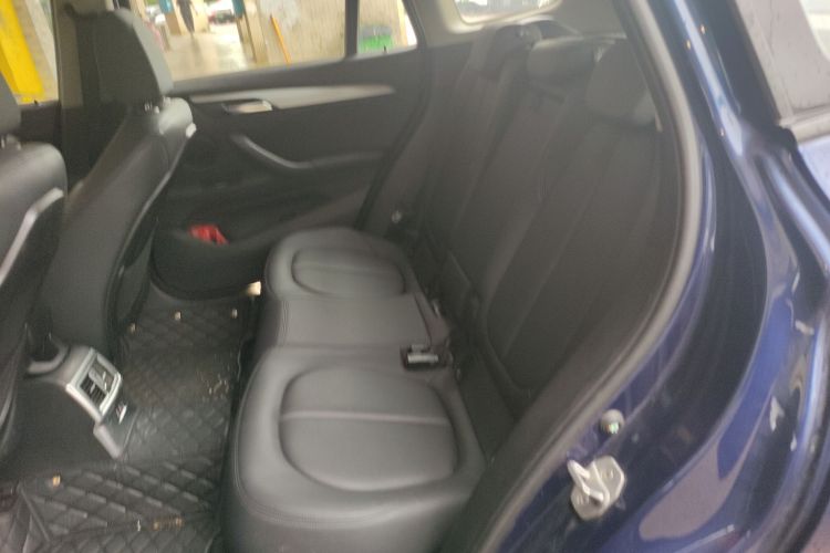 BMW X1 2019 #17 BMW X1 2019 car image #17