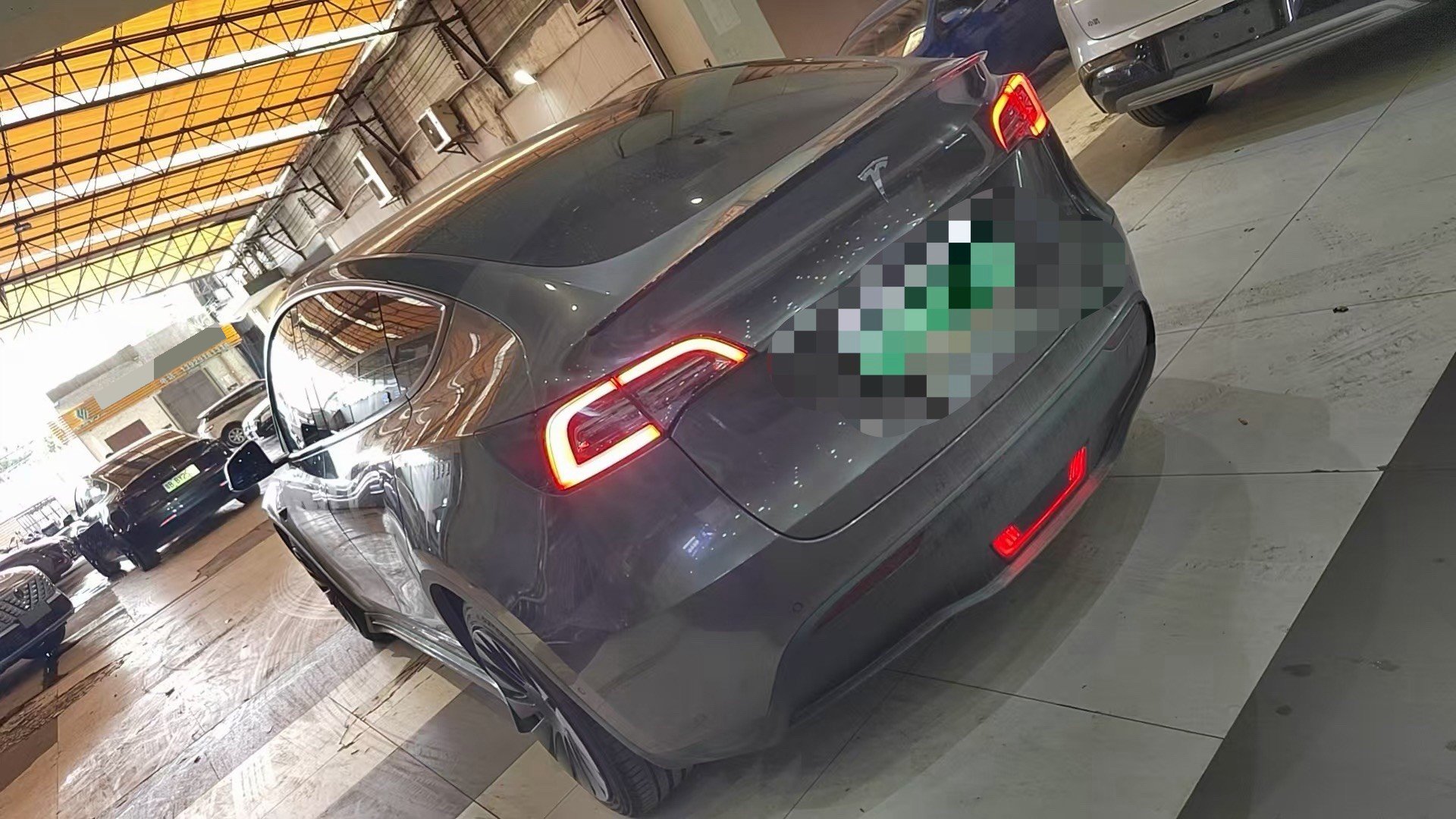 Tesla Model Y 2022 #2 Tesla Model Y 2022 car image #2
