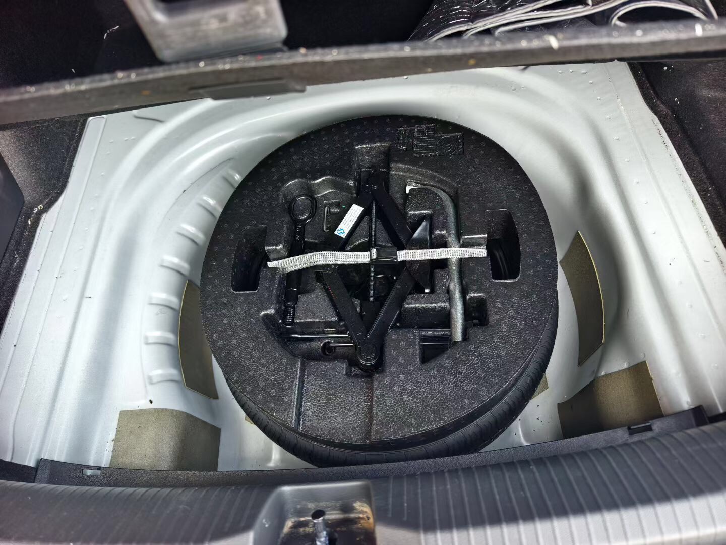 Volkswagen Bora 2019 car image #7