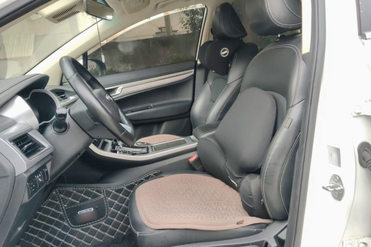 GEELY Emgrand GS 2020 car image #15