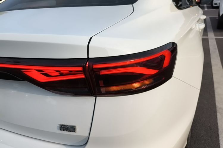 GEELY Emgrand 2024 #8 GEELY Emgrand 2024 car image #8