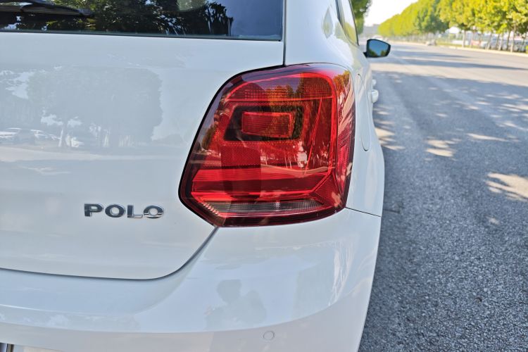 Volkswagen Polo 2016 #8 Volkswagen Polo 2016 car image #8