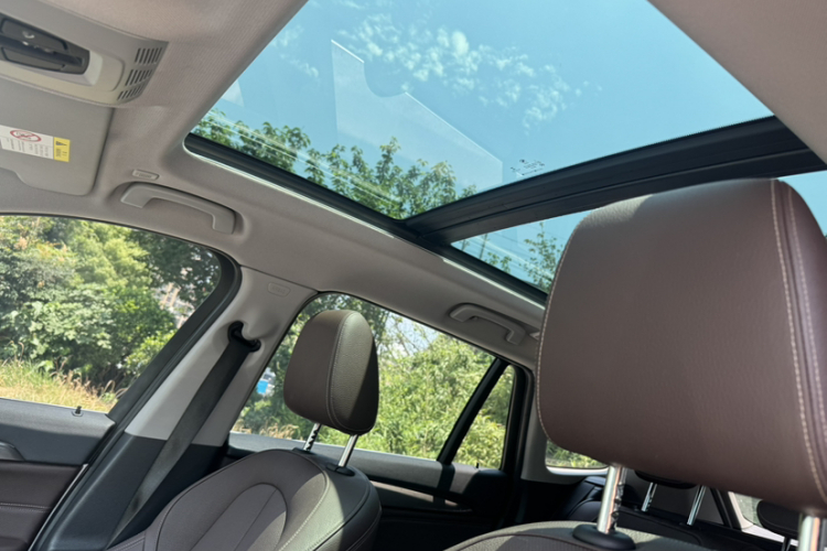 BMW X1 2018 #20 BMW X1 2018 car image #20