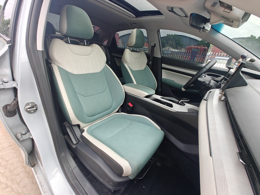GEELY Emgrand L HiP 2022 car image #4