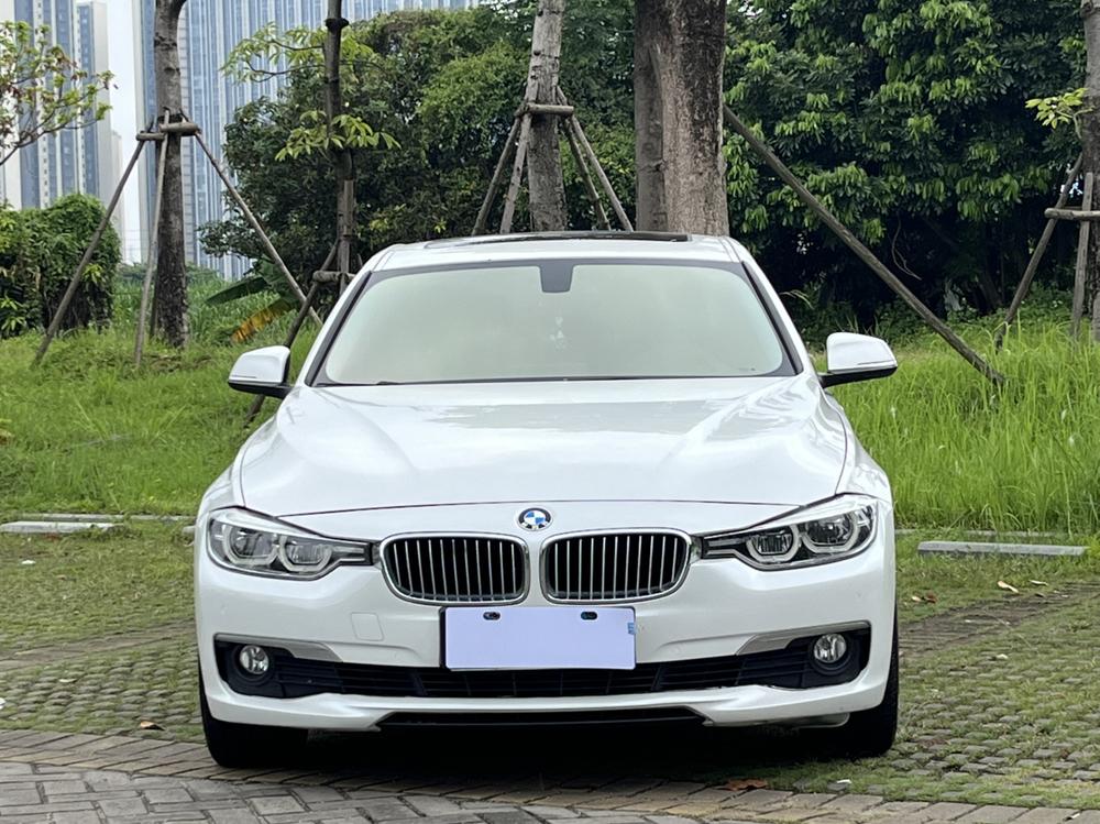 BMW 3 Series 2019 #2 BMW 3 Series 2019 car image #2