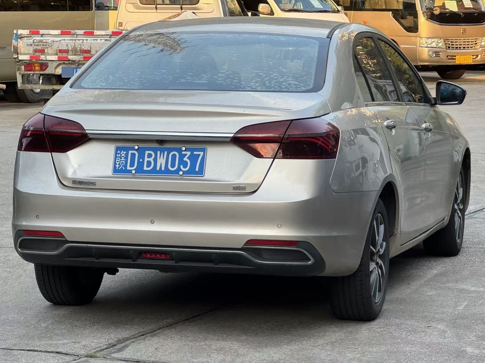 GEELY Emgrand 2021 car image #4