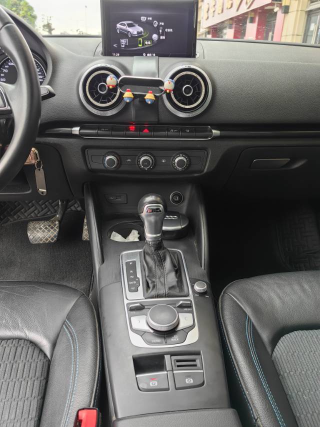 Audi A3 2017 car image #7