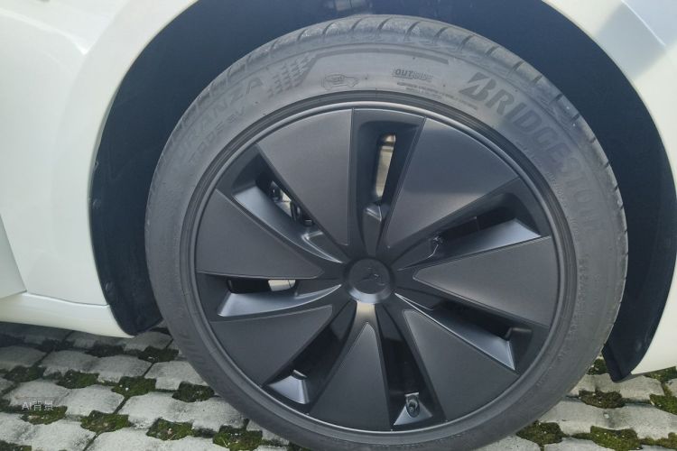 Tesla Model 3 2025 #9 Tesla Model 3 2025 immagine di auto #9