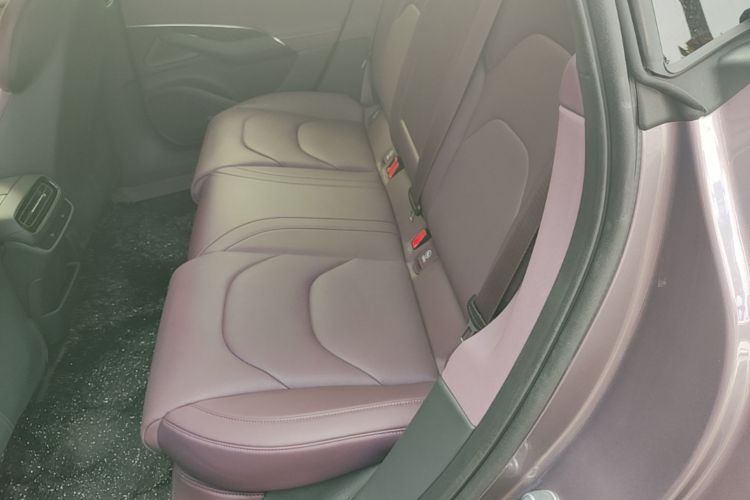 MI SU7 2024 car image #17