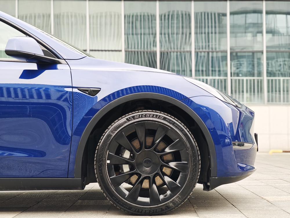 Tesla Model Y 2021 #10 Tesla Model Y 2021 car image #10