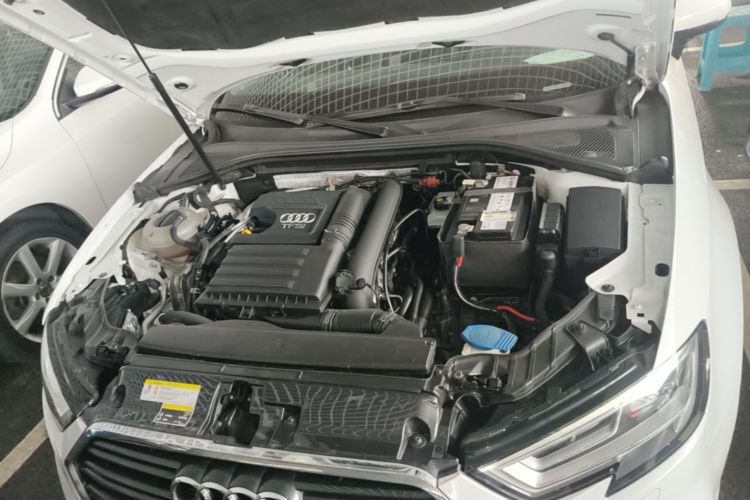 Audi A3 2019 car image #20