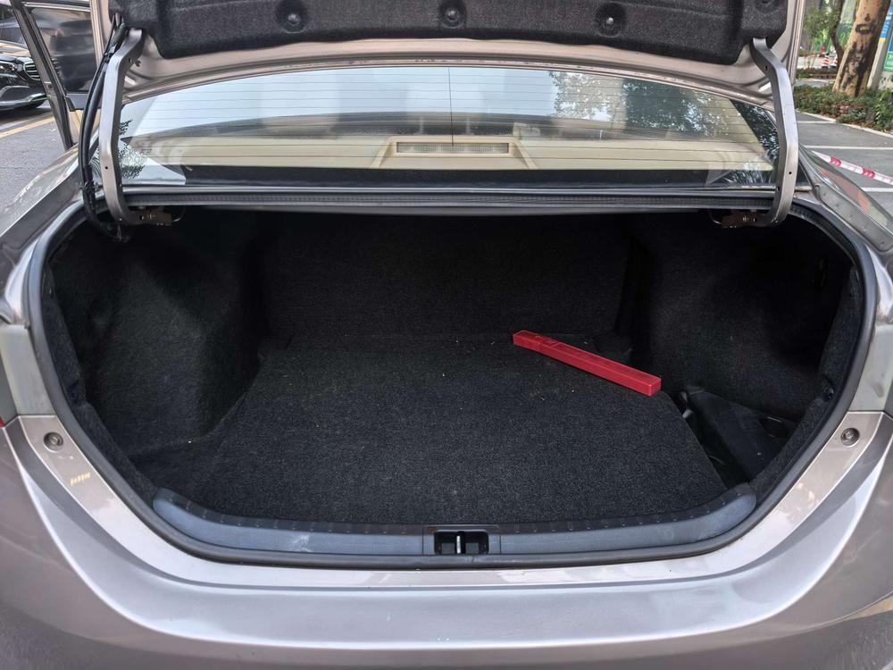 Toyota Corolla 2015 صورة سيارة #16