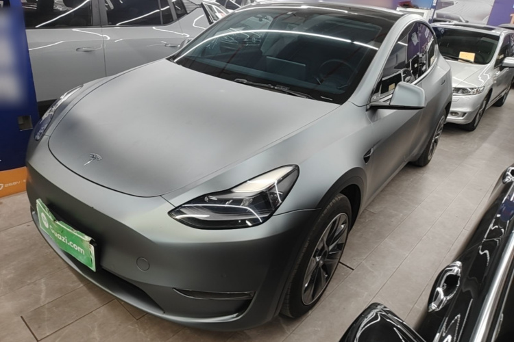 Tesla Model Y 2022 #2 Tesla Model Y 2022 car image #2