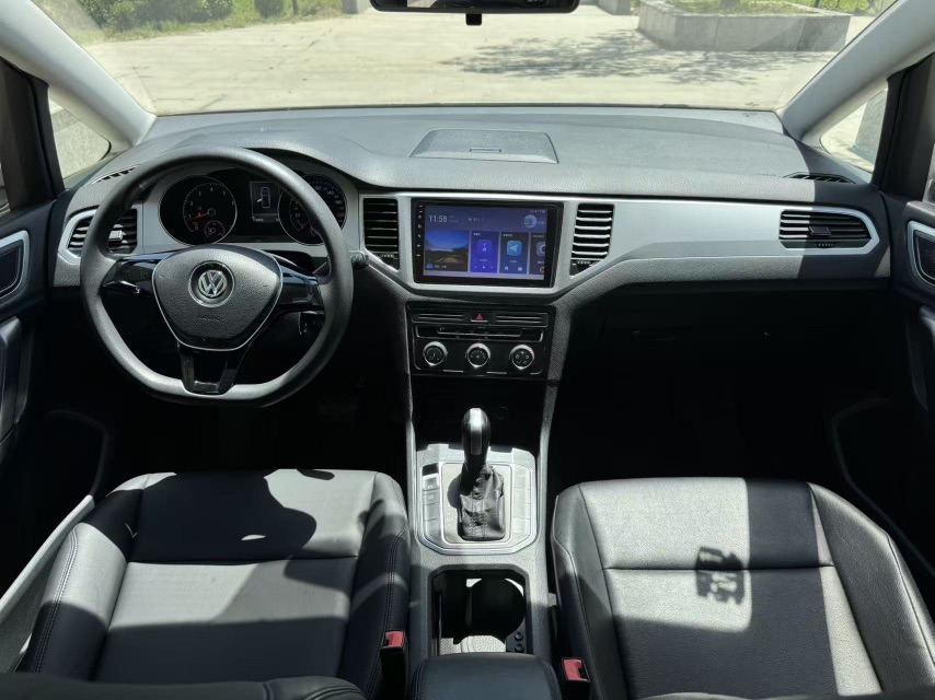 Volkswagen Golf Sportsvan 2019 #6 Volkswagen Golf Sportsvan 2019 car image #6