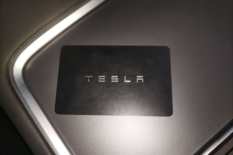 Tesla Model Y 2021 #9 Tesla Model Y 2021 car image #9