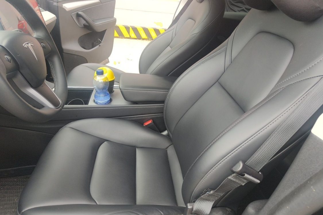 Tesla Model Y 2023 #20 Tesla Model Y 2023 car image #20