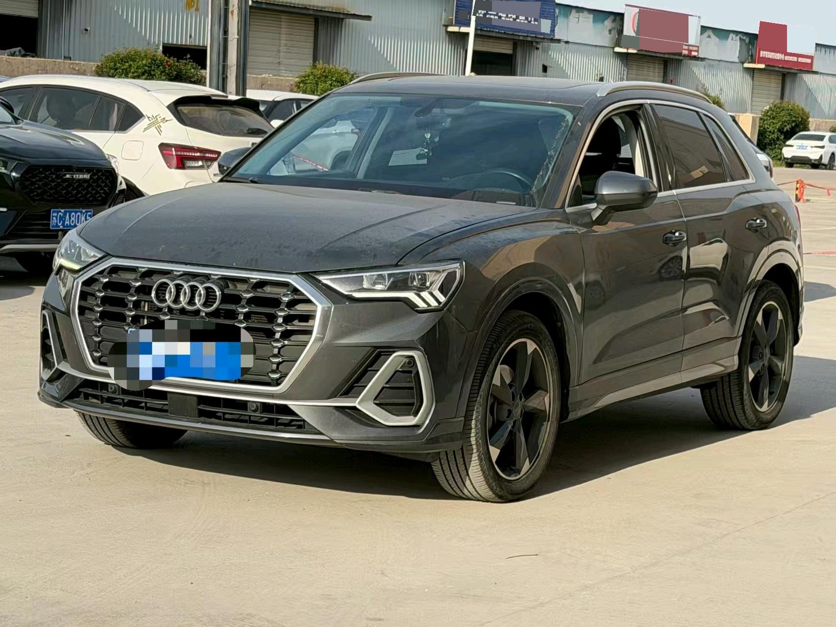 Audi Q3 2020 car image 