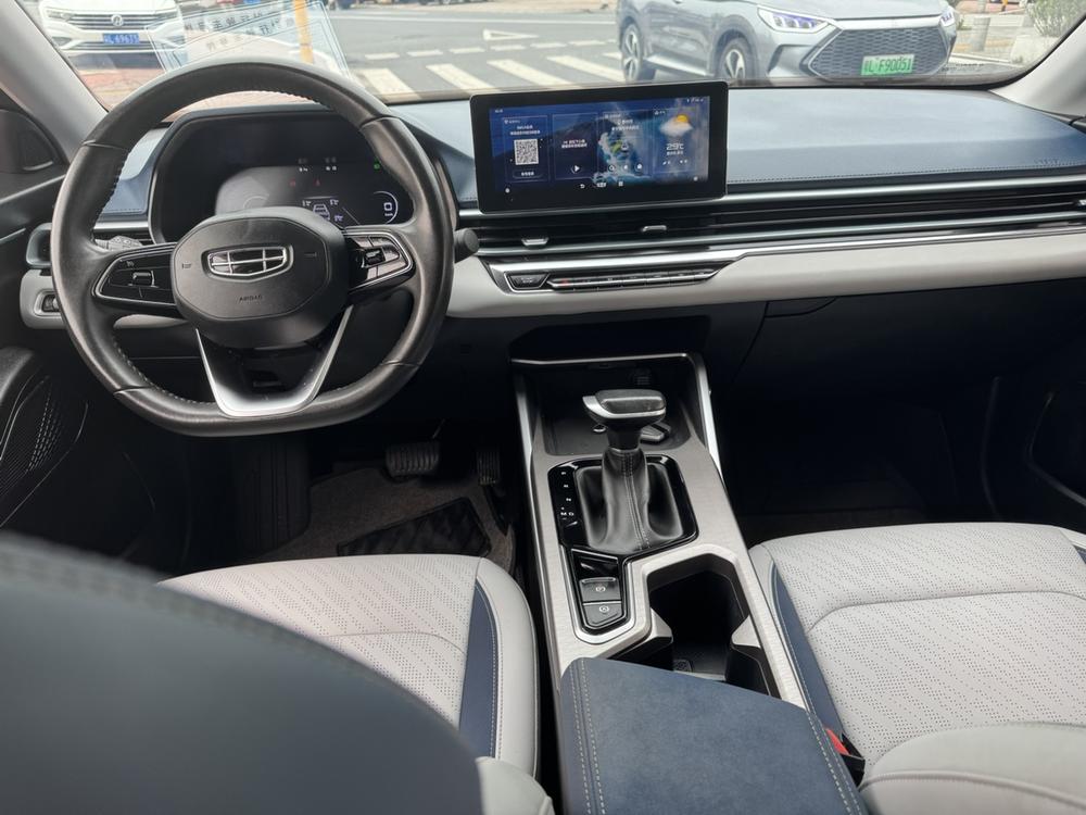 GEELY Emgrand 2021 #9 GEELY Emgrand 2021 car image #9