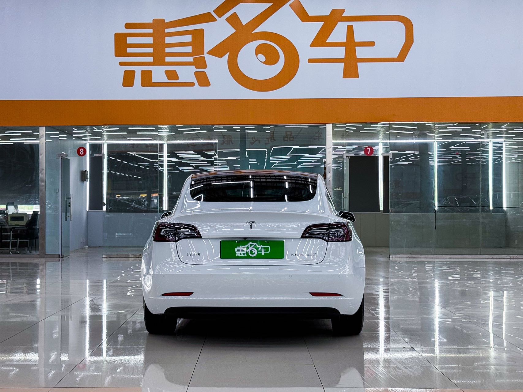 Tesla Model 3 2020 car image #9
