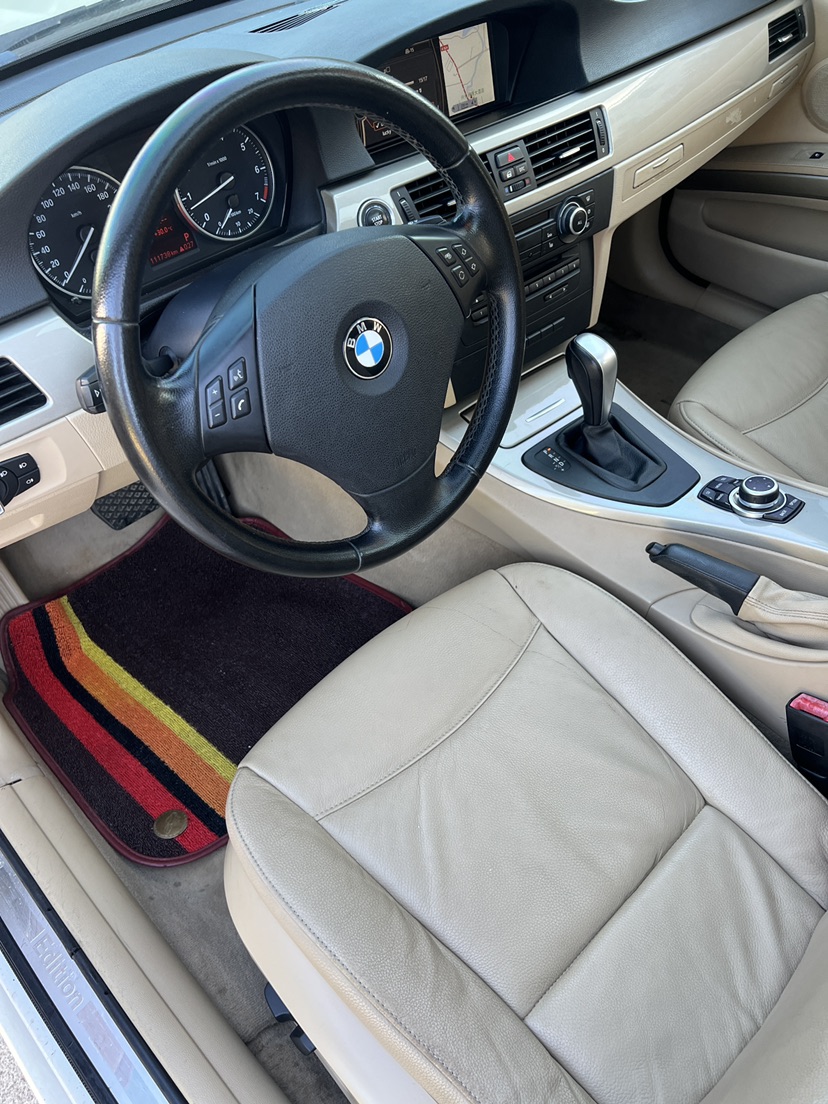 BMW 3 Series (Imported) 2011 car image #8