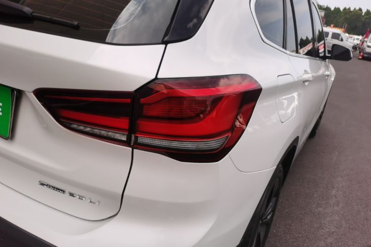 BMW X1 2021 #8 BMW X1 2021 car image #8